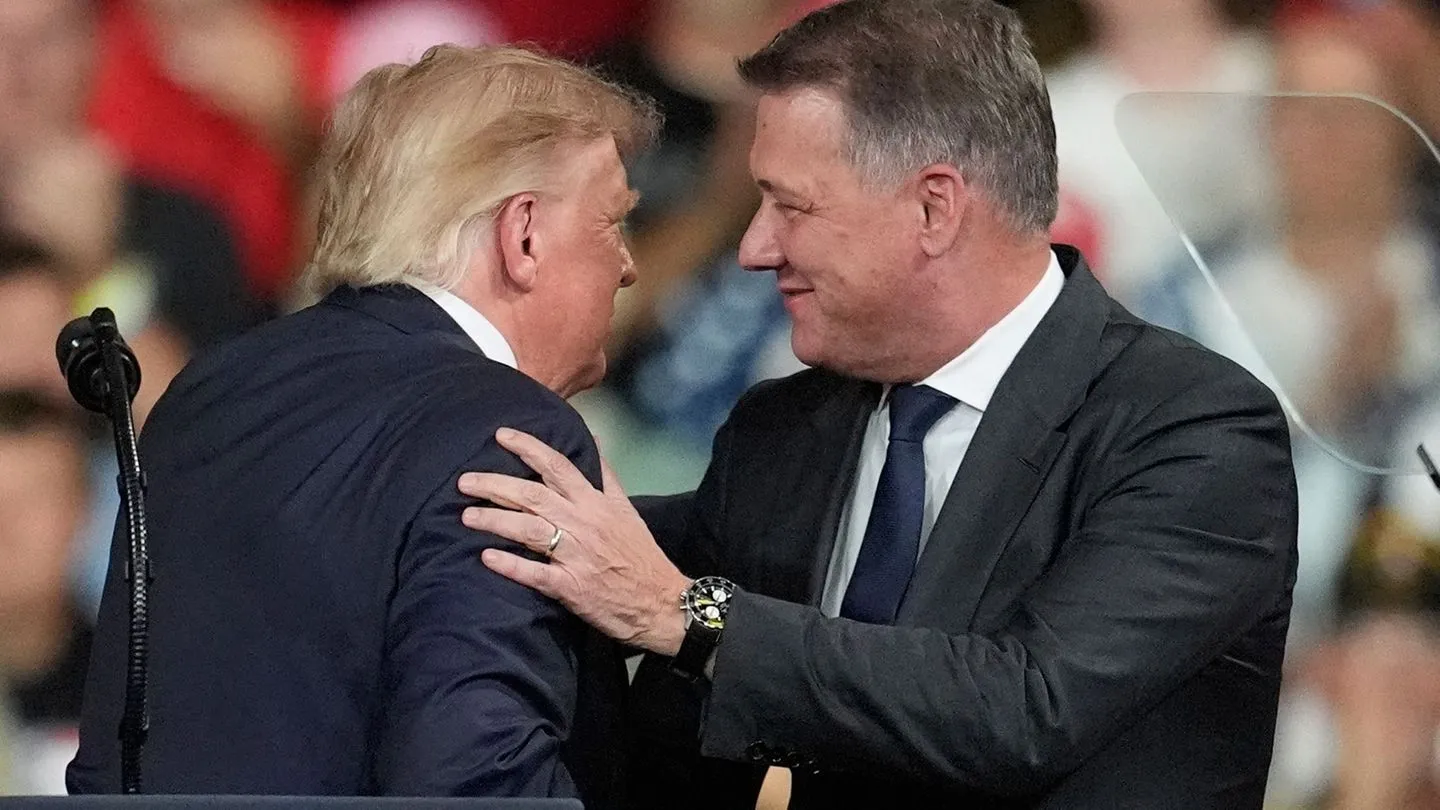 Umfrage: Mehrheit hält Auftritt von Audi-Chef bei Trump für unangemessen